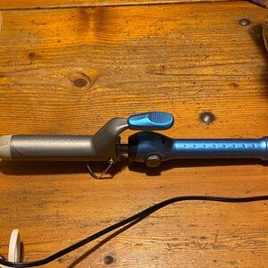 BaByliss Blue and Gray Curling Iron